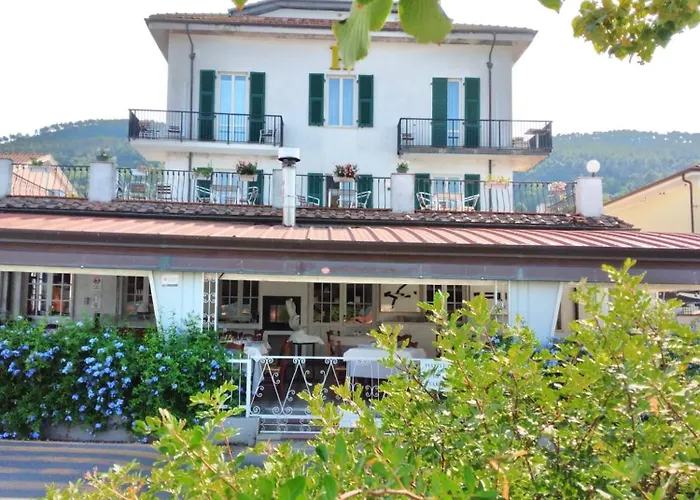 Hotel Garden Bocca Di Magra