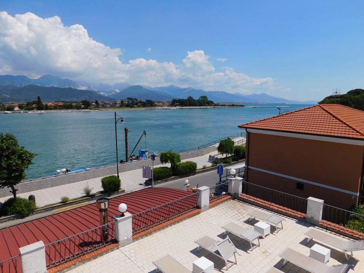 Garden Hotel 3*