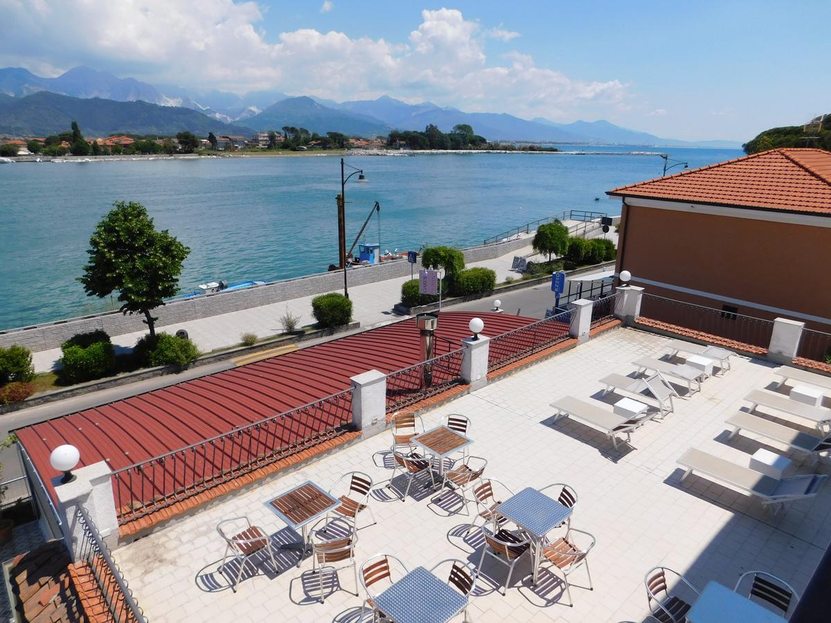 Garden Hotel